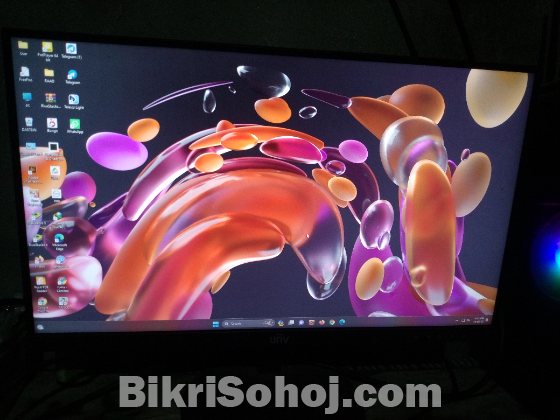 একটি ডেক্সটপ কম্পিউটার বিক্রি করা হবে